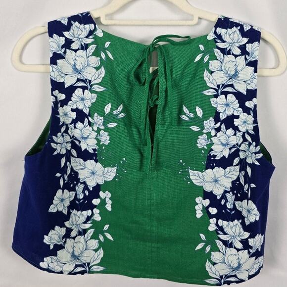 Kourt Green & Blue Floral Cropped Top Sz S Square Neck Sleeveless Blouse - Picture 2 of 3